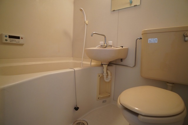 バス・シャワールーム