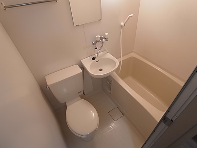 バス・シャワールーム