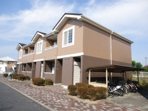 カウンターキッチンは開放感があり利便性の高い設備です。