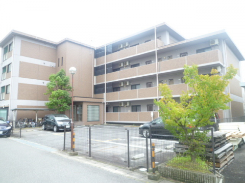 おうち時間を有意義に過ごしたいご家族にオススメの物件！！ 広さ十分の物件で様々な用途でお部屋をお使いいただけます◎