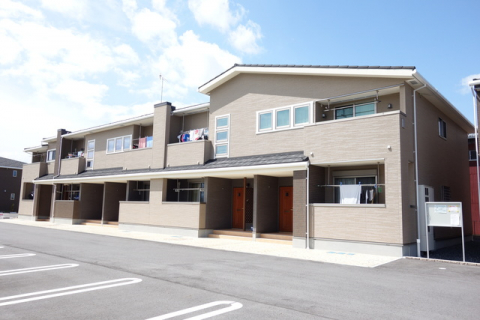 オシャレで開放的なアイランドキッチン♪