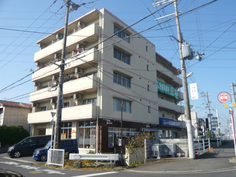 バストイレ別物件！お風呂場の空間で、広いスペースを確保できます!!ゆったりとお風呂のお時間を楽しみたい方にオススメな物件です♪