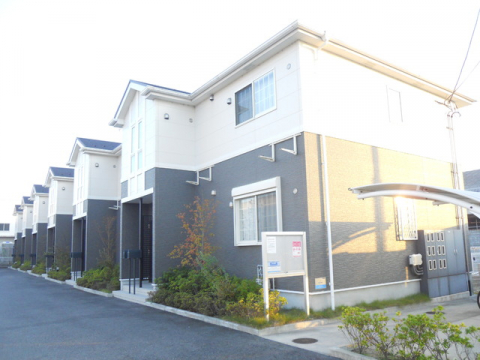 モニターホン付きのお部屋です。お部屋から訪問者を確認できるので、セキュリティ面はもちろん、知らない人やセールスに対応する必要もありません。