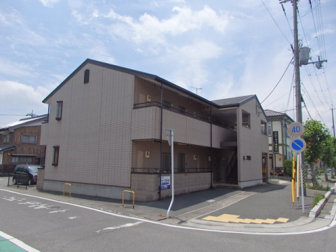 お掃除楽々なIHコンロつきのキッチンです♪