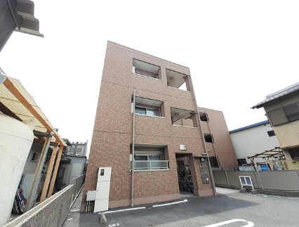 オートロック＆防犯カメラ付きで安心のセキュリティ