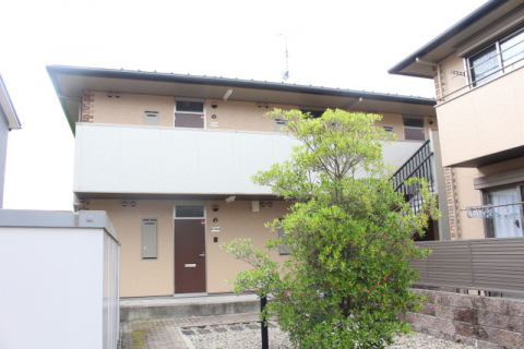 ウォークインクローゼット付きで荷物をまとめて収納出来ます！