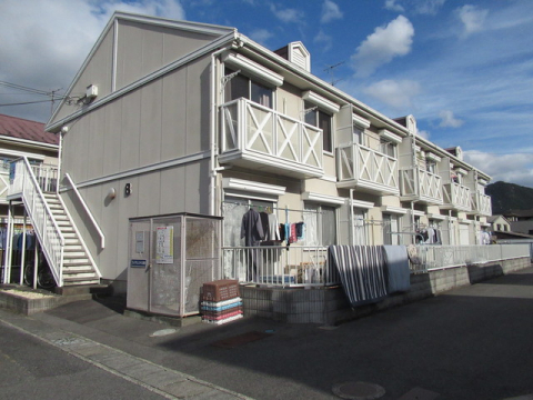 エアコン付きのお部屋！夏の暑さも、冬の寒い日でもオールシーズン大活躍です◎