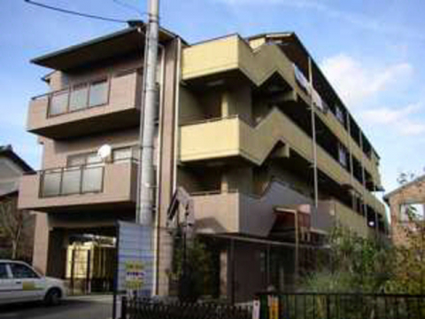 機能性に優れたシステムキッチン付き