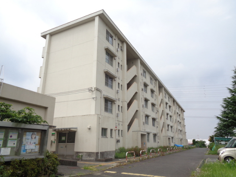 バルコニーにもお部屋にも光をたくさん取り込めるため、洗濯物やお布団も日を浴びてよく乾きます♪