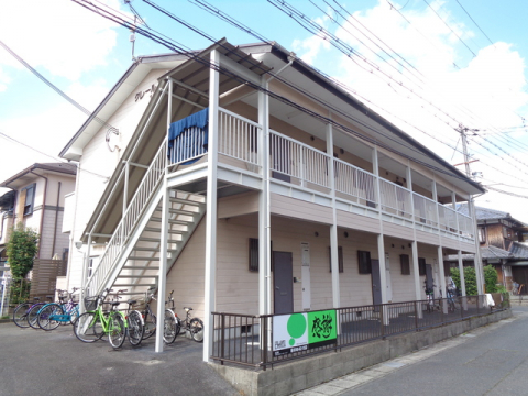 バストイレ別物件！お風呂場の空間で、広いスペースを確保できます!!ゆったりとお風呂のお時間を楽しみたい方にオススメな物件です♪