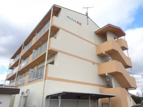 バルコニーがあれば洗濯物も広々と干せます！