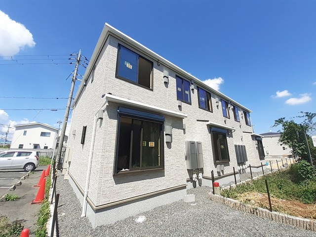 ペット過ごせるお部屋です！  嬉しいネット無料・ホームセキュリティもついて安心！