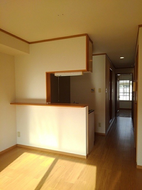 人気のカウンターキッチンのお部屋です( ｀ー´)ノ