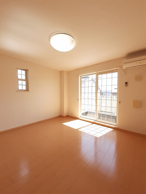 エアコン・照明付き♪