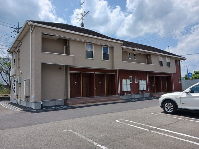 コンビニや駅が近く生活に便利な立地です（＾＾）