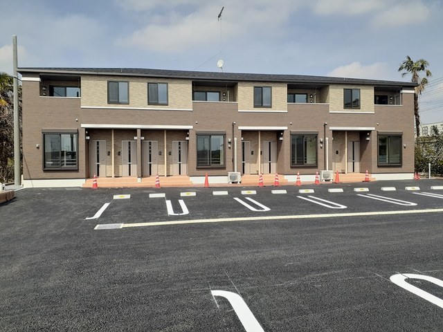 カウンターキッチンは開放感があり利便性の高い設備です。